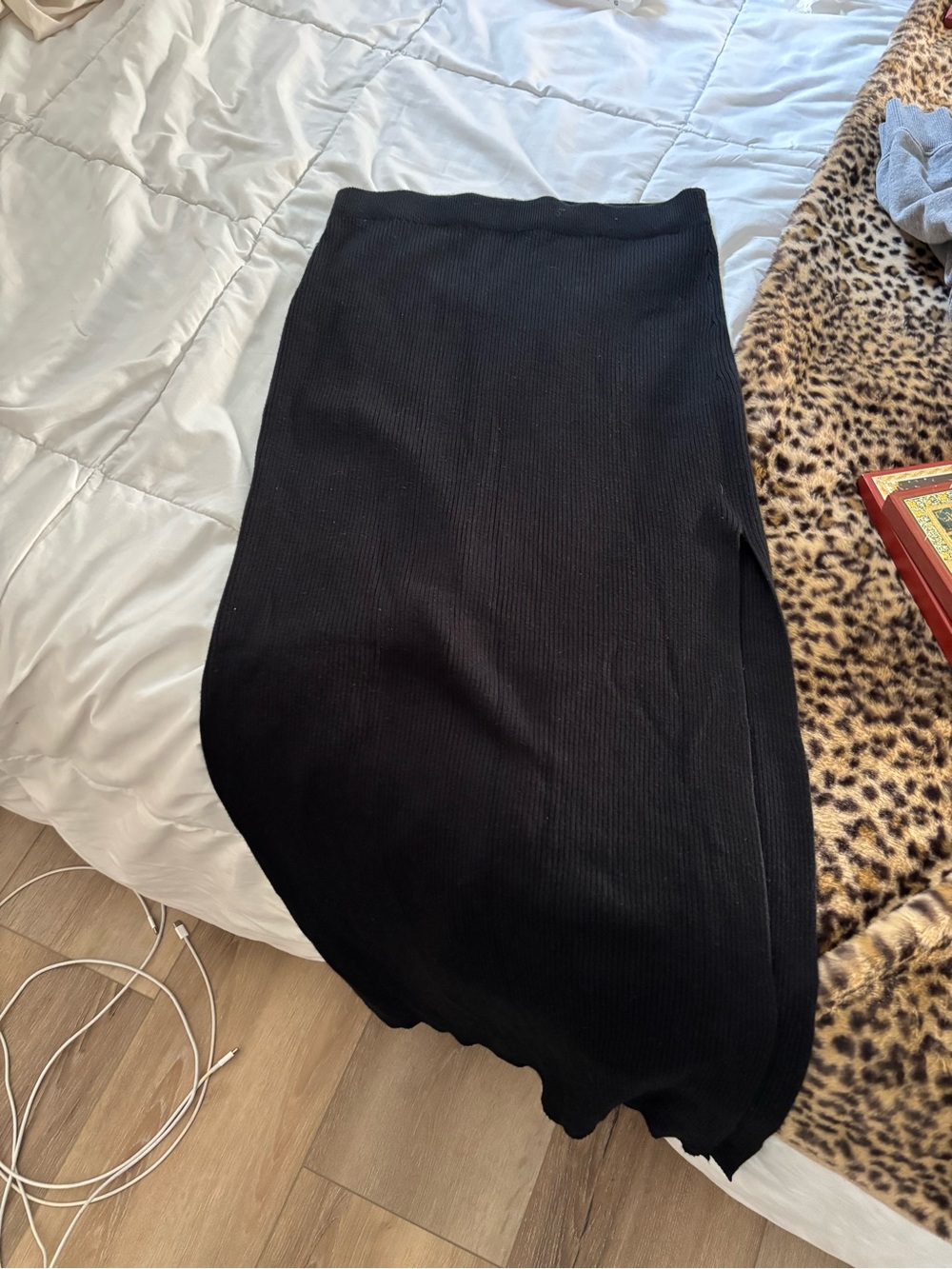 Abercrombie & Fitch Black Ribbed Maxi Skirt